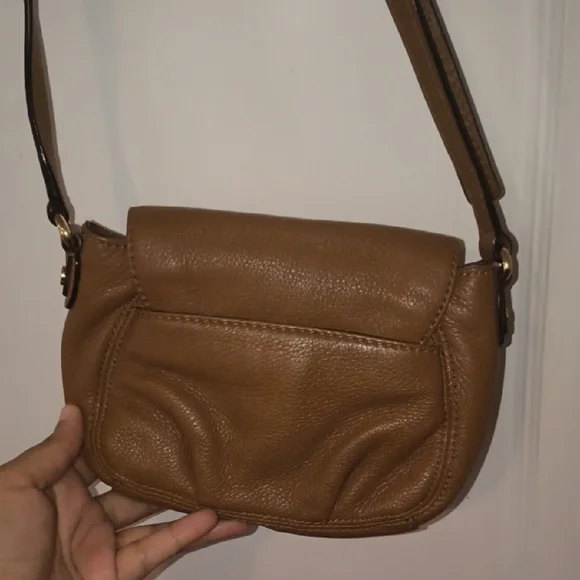 Michael Kors | Tan Crossbody Bag with Gold Accents - Picture 11 of 12